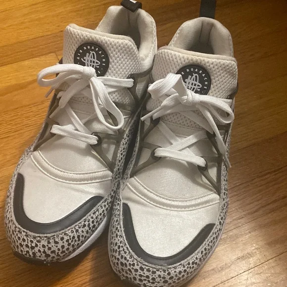 Nike | Shoes | Nike Air Huarache Light Prm | Poshmark